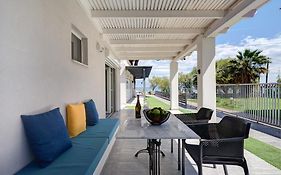 Molos Beachfront Apartments In Diakopto